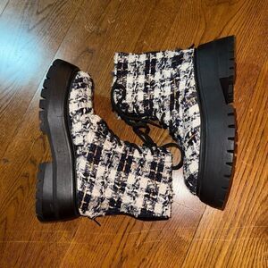 Stylish tweed lace up zipper combat boots